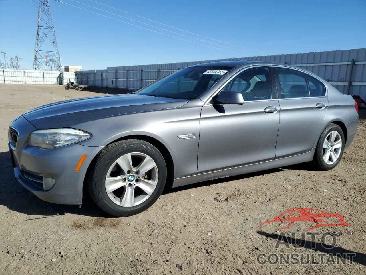 BMW 5 SERIES 2011 - WBAFR1C58BC741024