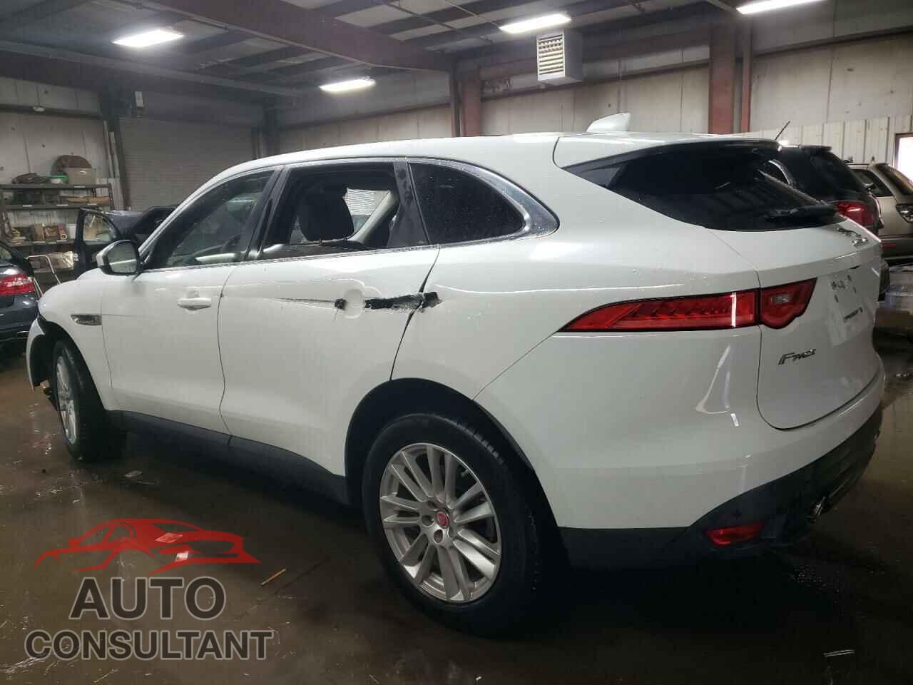 JAGUAR F-PACE 2017 - SADCK2BV6HA899484