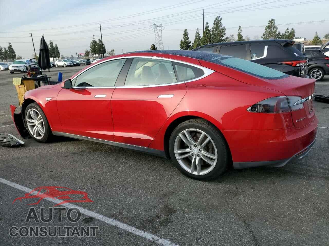 TESLA MODEL S 2013 - 5YJSA1CN3DFP11721