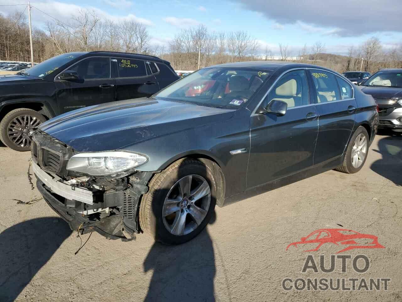 BMW 5 SERIES 2011 - WBAFR1C5XBC749139