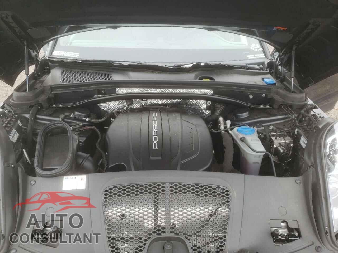 PORSCHE MACAN 2018 - WP1AA2A52JLB06715