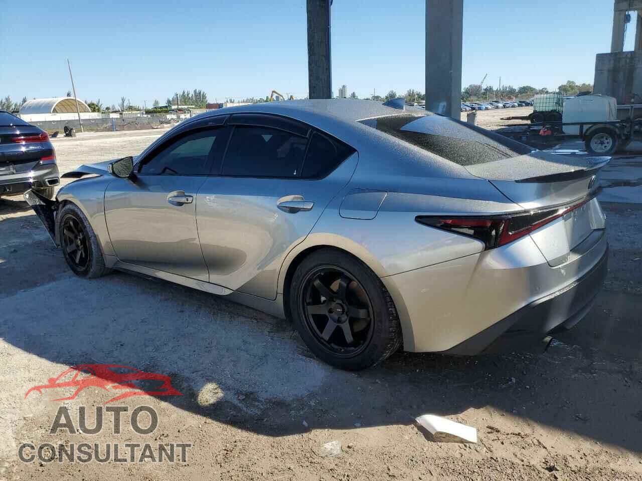 LEXUS IS 2021 - JTHCA1D20M5113529