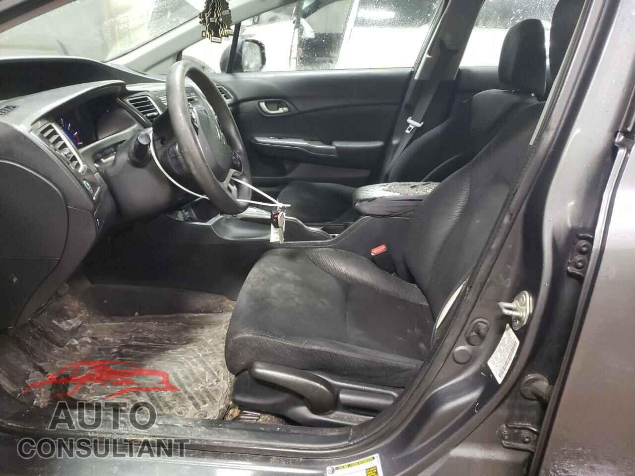 HONDA CIVIC 2013 - 2HGFB2F57DH576321
