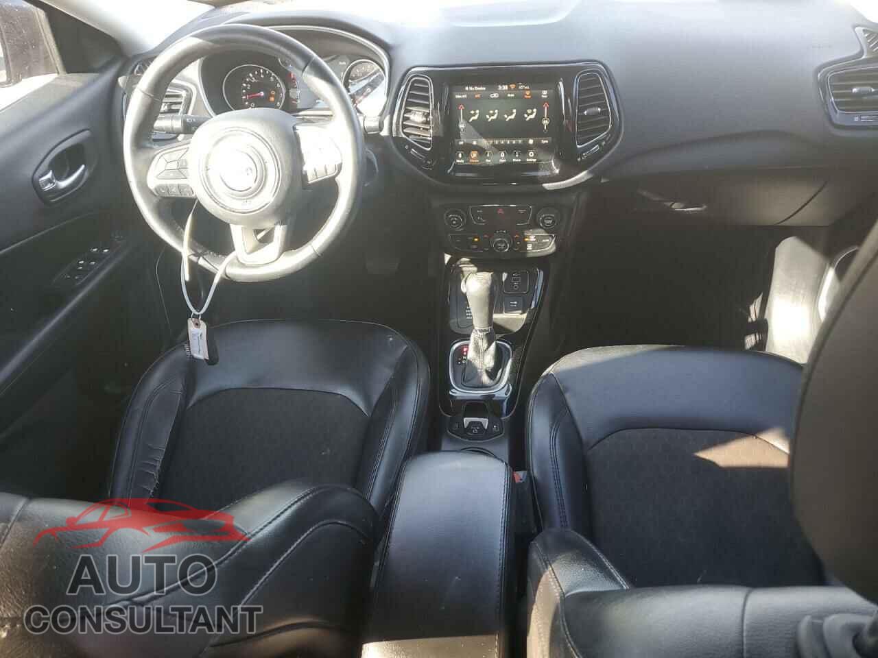 JEEP COMPASS 2020 - 3C4NJDBB9LT120427
