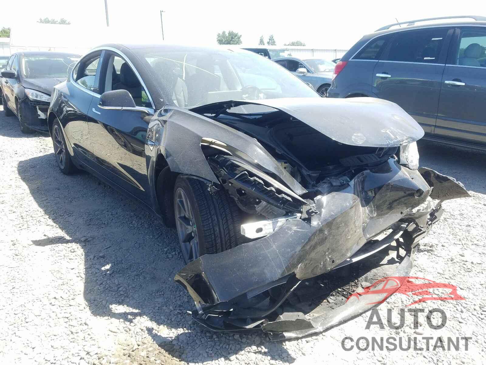 TESLA MODEL 3 2018 - 5YJ3E1EA9JF021129