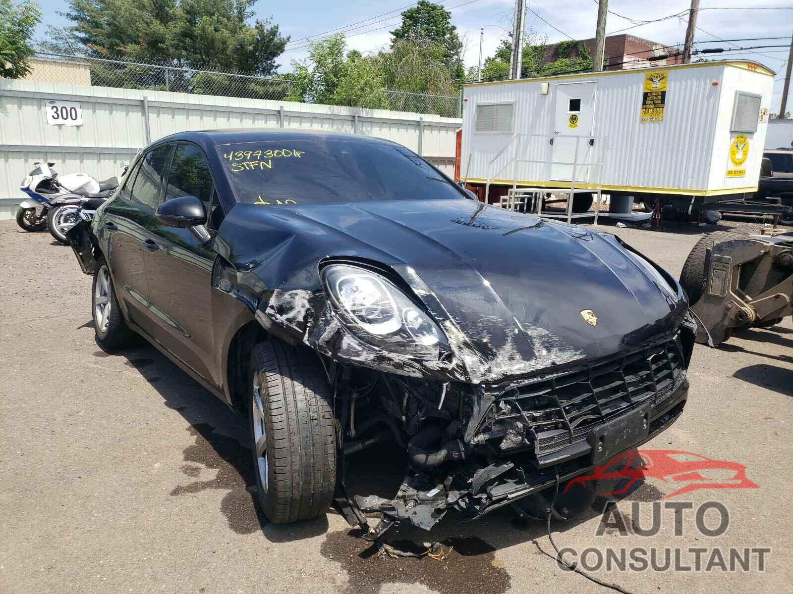 PORSCHE MACAN 2017 - WP1AA2A56HLB01107