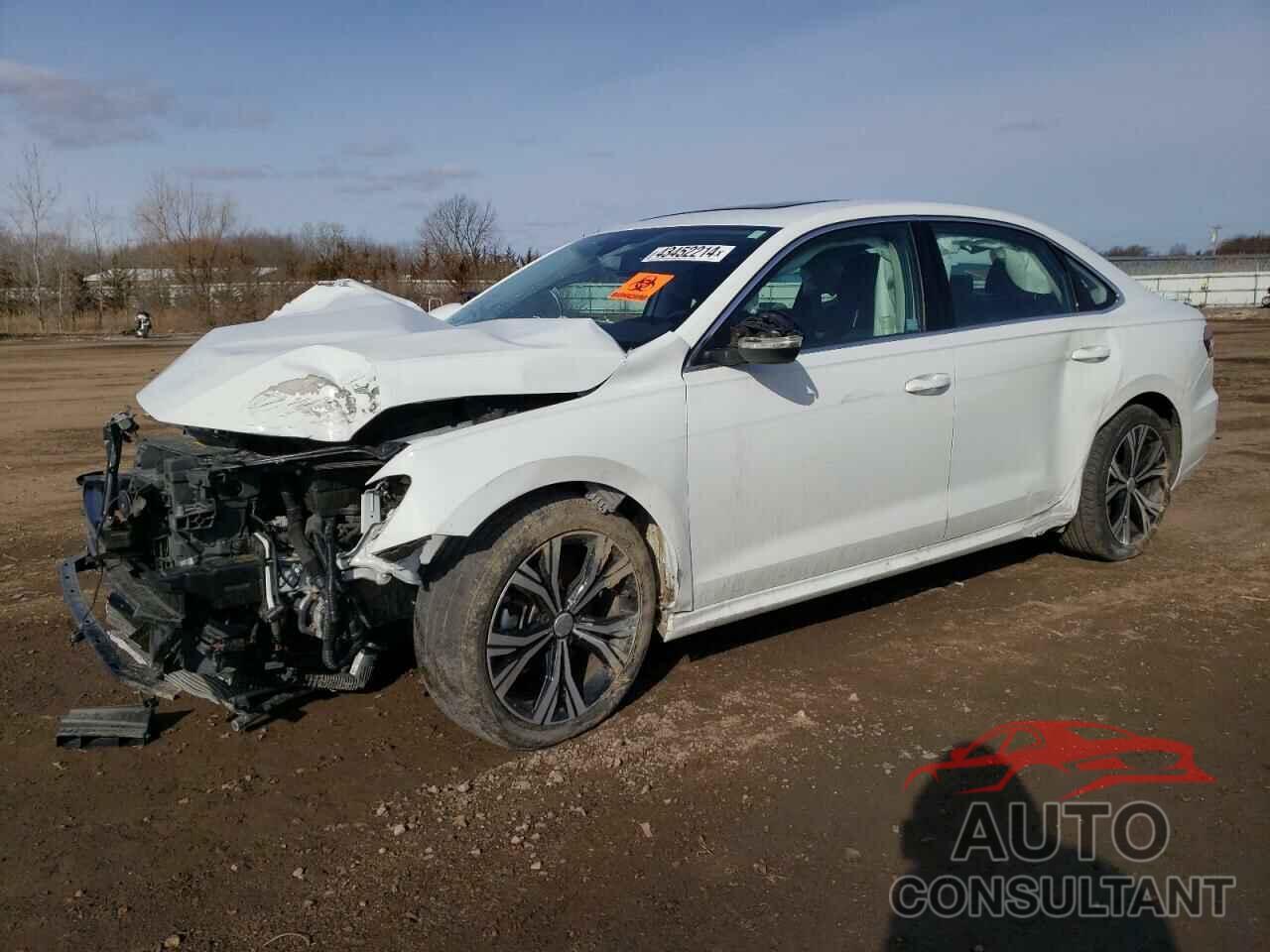 VOLKSWAGEN PASSAT 2021 - 1VWSA7A31MC018516