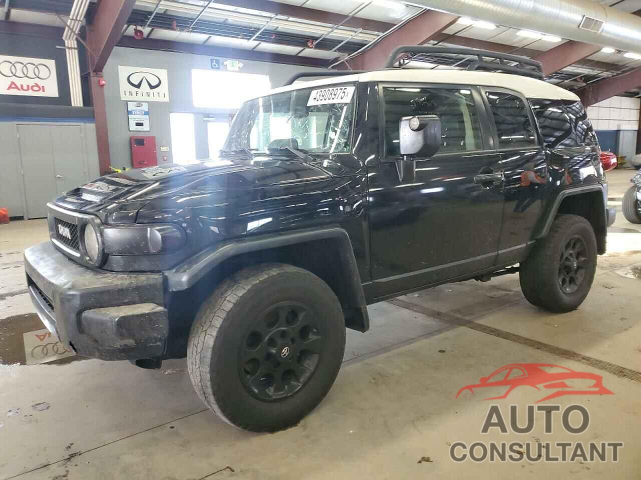 TOYOTA FJ CRUISER 2013 - JTEBU4BF7DK162171