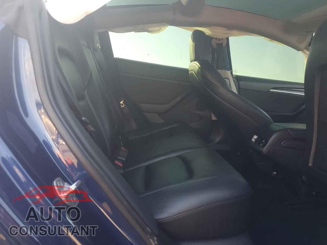 TESLA MODEL 3 2022 - 5YJ3E1EB4NF187542