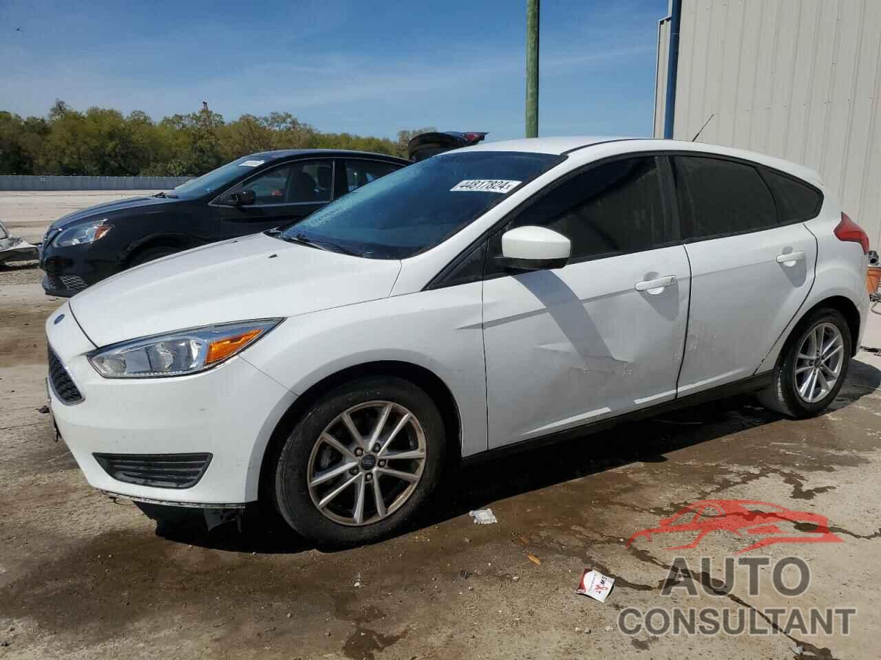 FORD FOCUS 2018 - 1FADP3K24JL243135