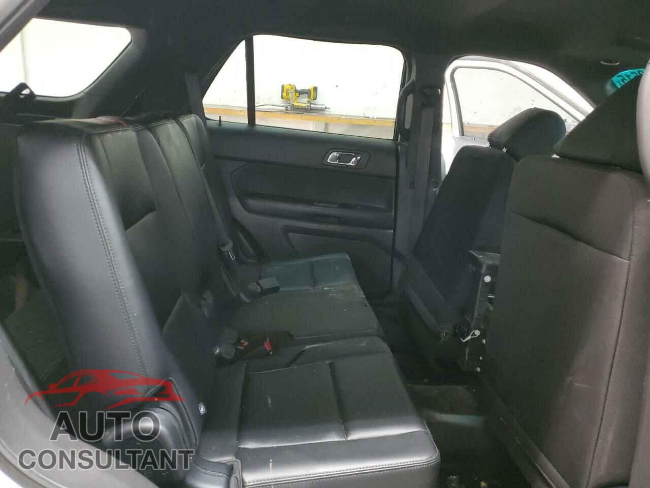 FORD EXPLORER 2015 - 1FM5K8AR5FGB03518