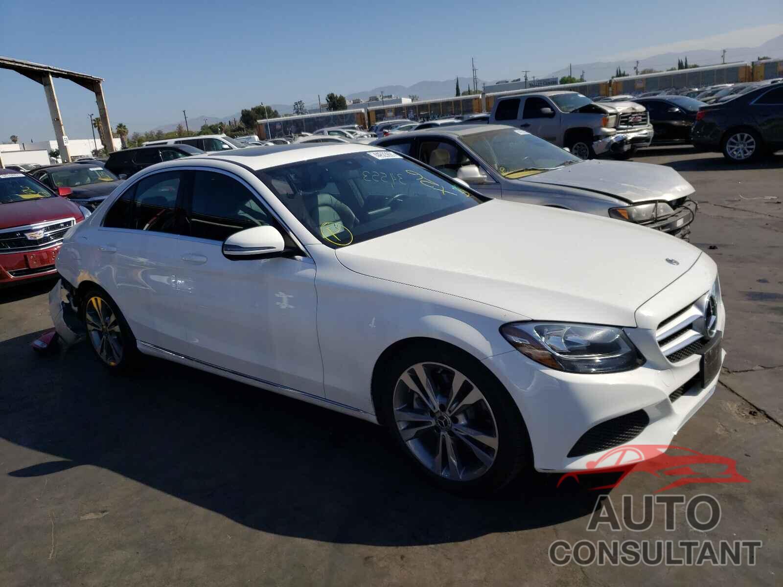 MERCEDES-BENZ C CLASS 2018 - 55SWF4JB1JU278472