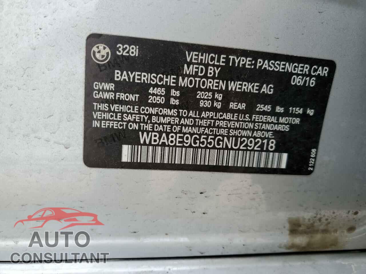 BMW 3 SERIES 2016 - WBA8E9G55GNU29218