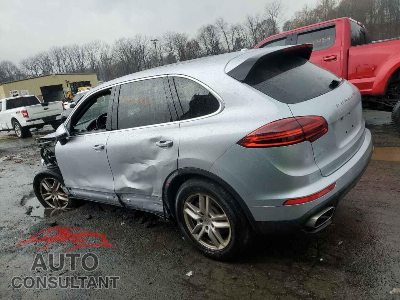 PORSCHE CAYENNE 2016 - WP1AA2A21GLA04837