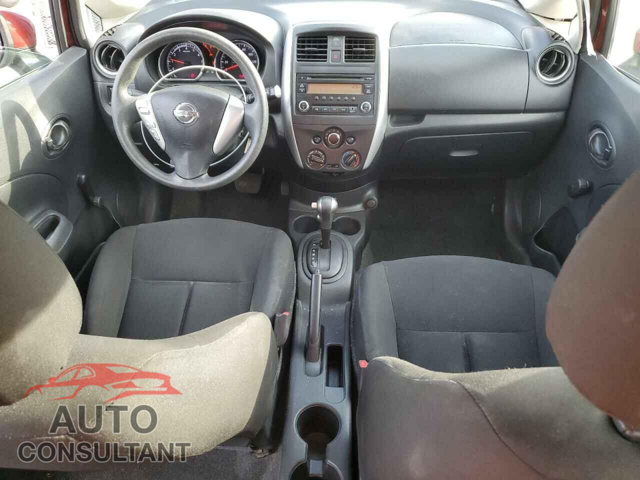 NISSAN VERSA 2017 - 3N1CE2CP3HL369004
