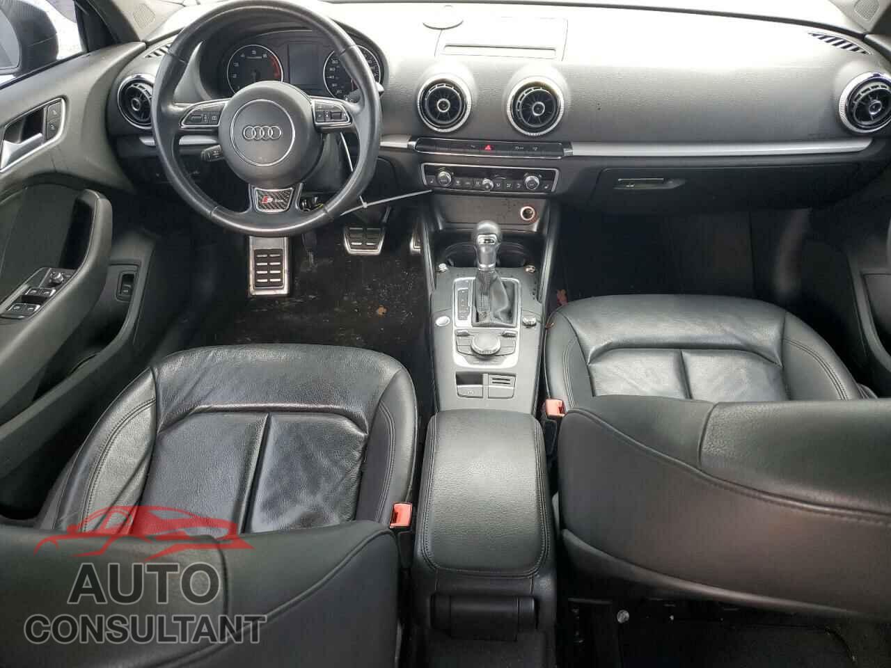 AUDI A3 2016 - WAUA7GFF6G1069376