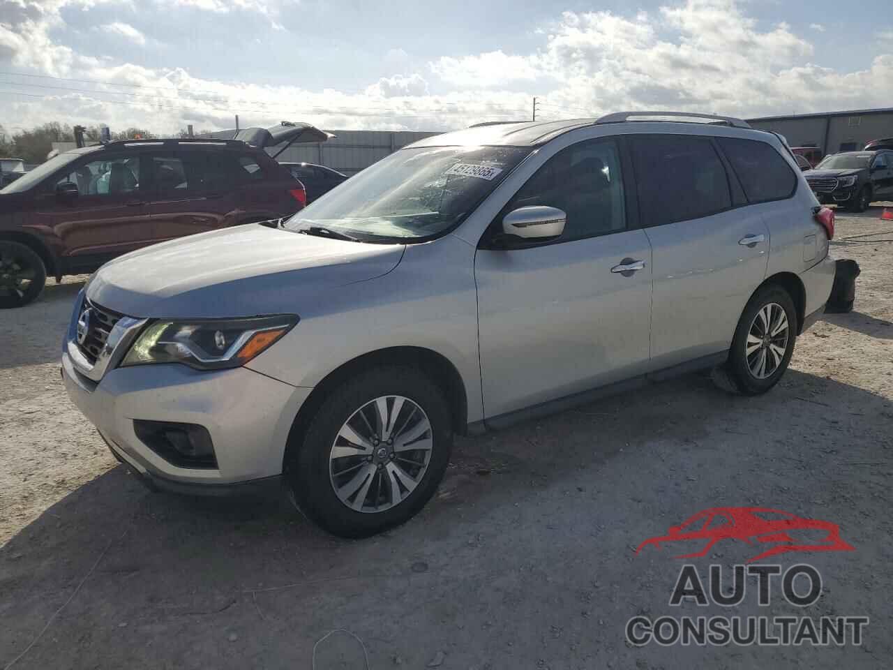 NISSAN PATHFINDER 2017 - 5N1DR2MN2HC652634