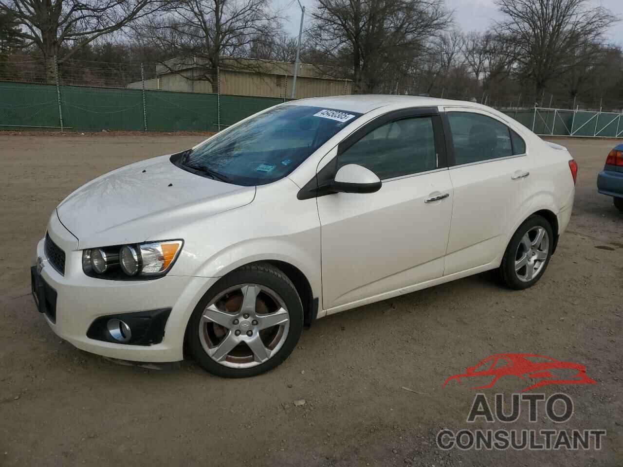 CHEVROLET SONIC 2014 - 1G1JE5SH4E4132029