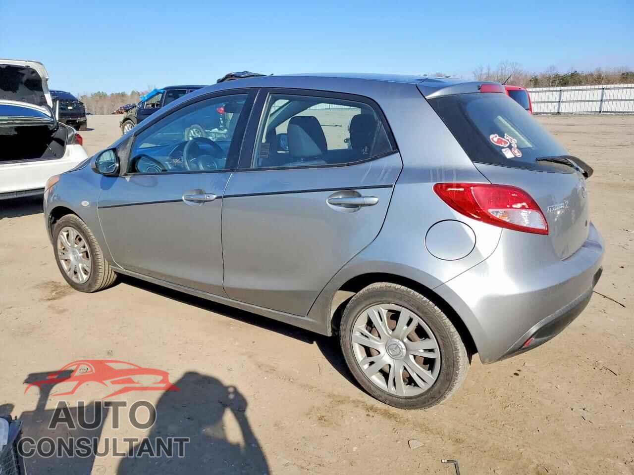 MAZDA 2 2013 - JM1DE1KZ9D0166138