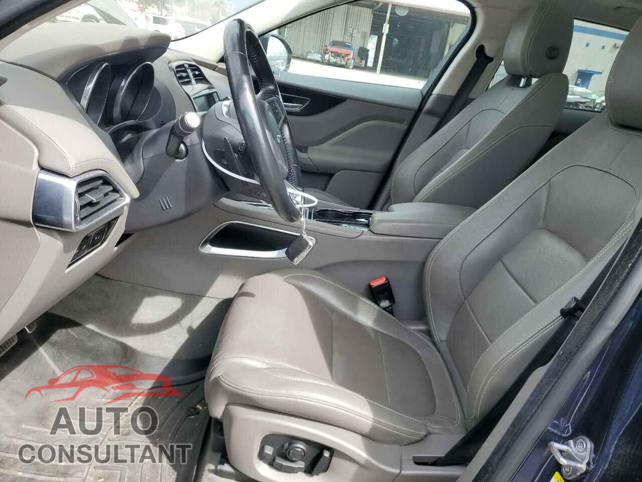 JAGUAR F-PACE 2017 - SADCL2BV8HA884868