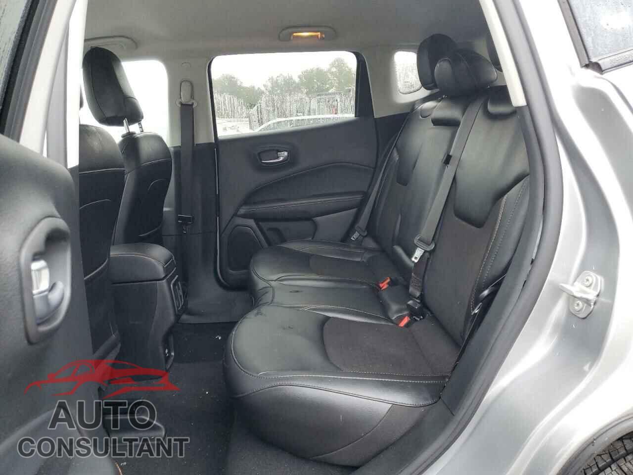 JEEP COMPASS 2020 - 3C4NJDBB9LT165318