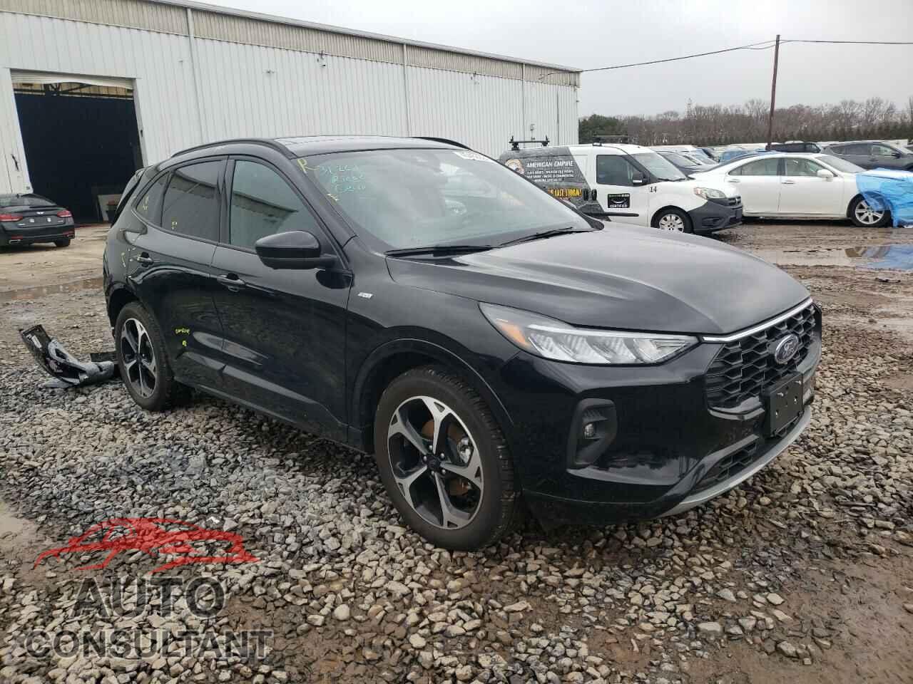 FORD ESCAPE ST 2023 - 1FMCU9NA2PUA71982