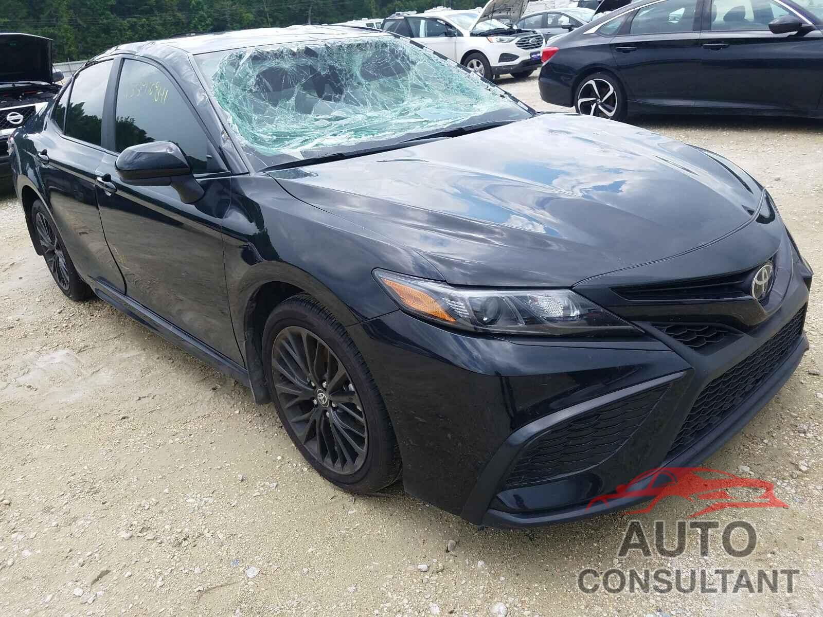 TOYOTA CAMRY 2021 - 4T1G11AK9MU406399