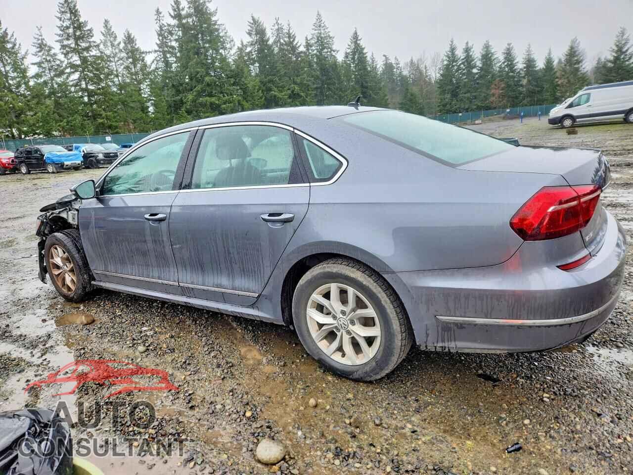 VOLKSWAGEN PASSAT 2017 - 1VWAT7A3XHC077995
