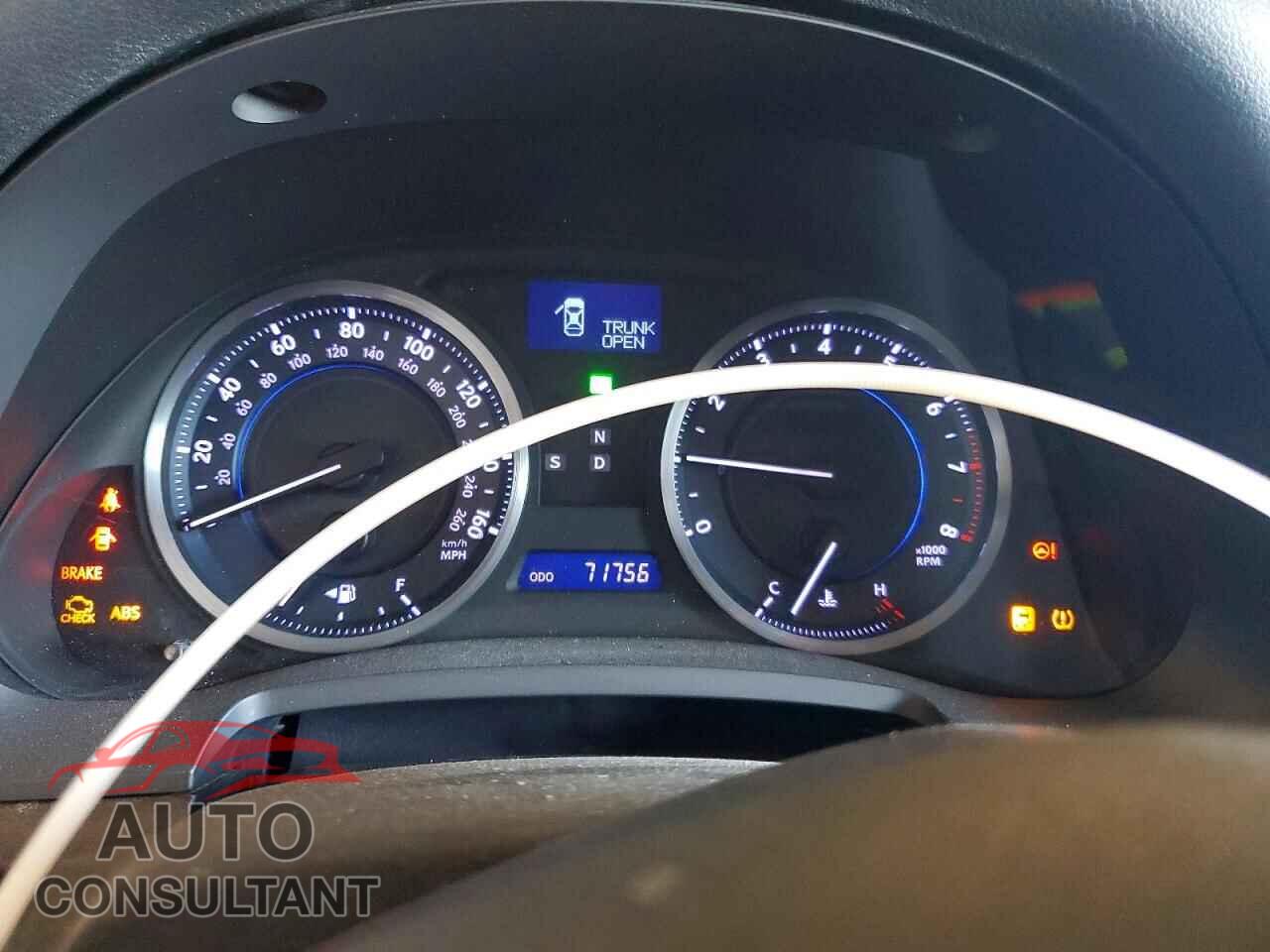 LEXUS IS 2011 - JTHBF5C24B5151512