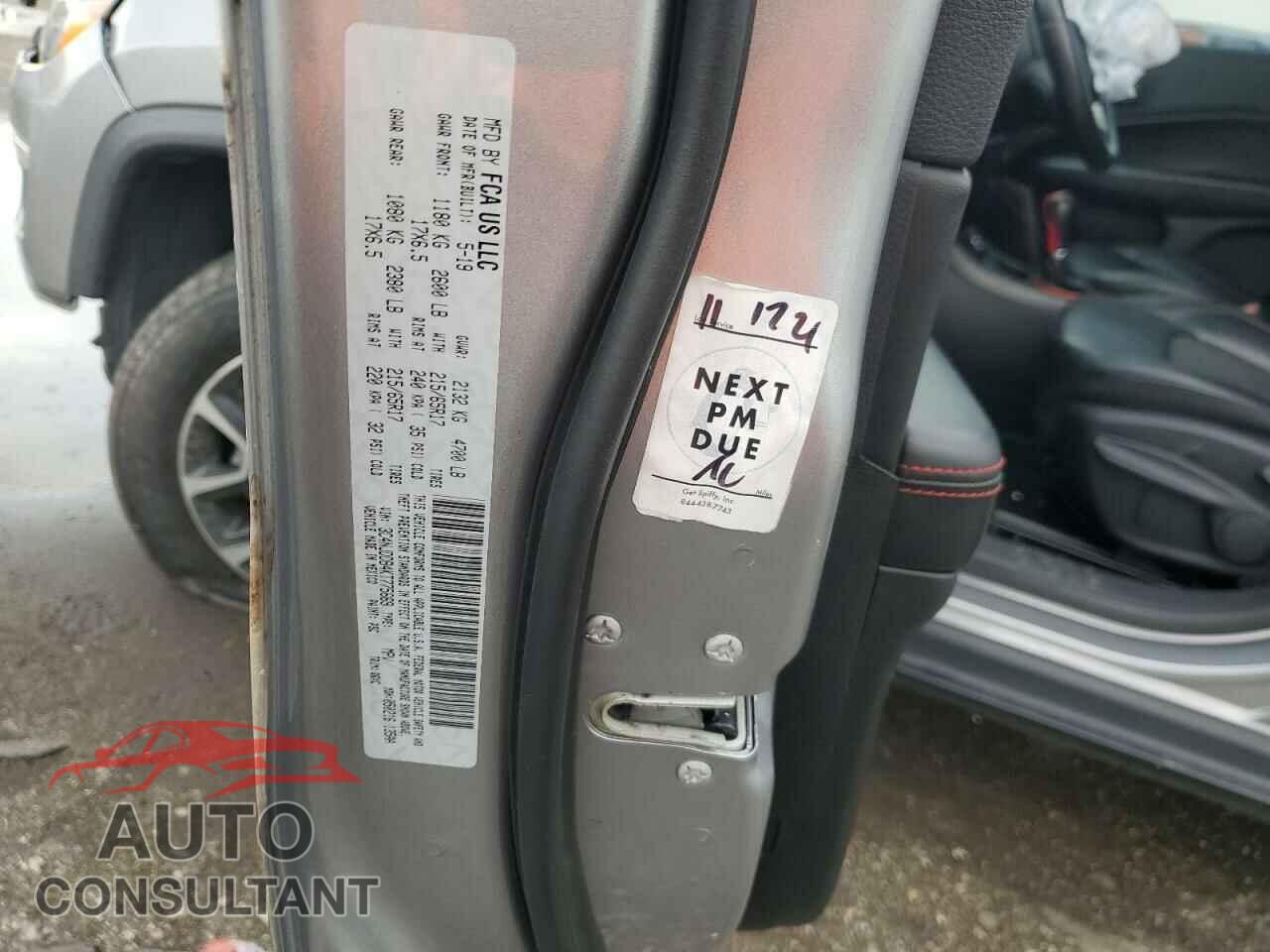 JEEP COMPASS 2019 - 3C4NJDDB4KT775669