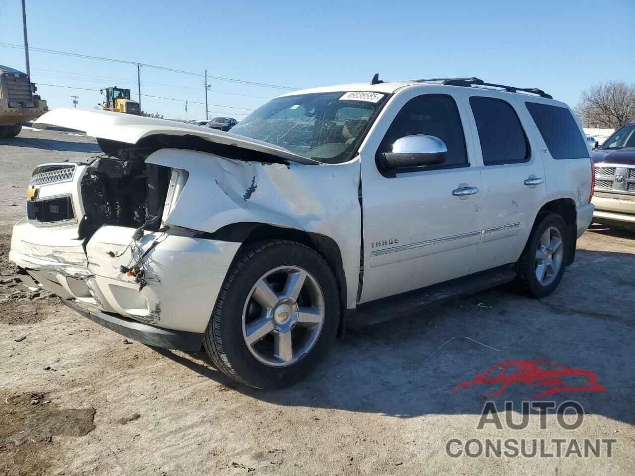 CHEVROLET TAHOE 2013 - 1GNSKCE06DR229577
