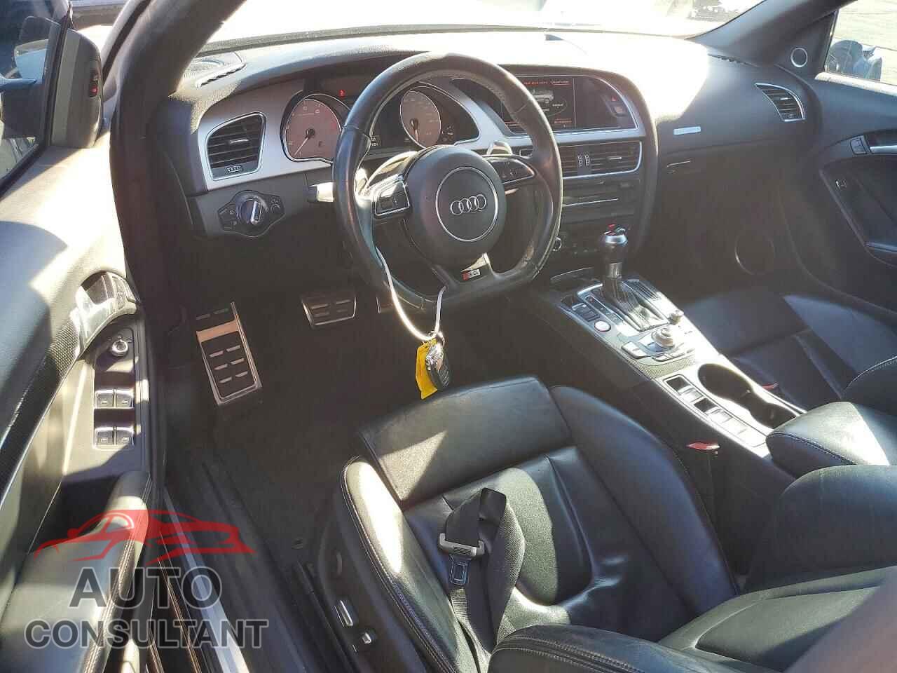 AUDI S5/RS5 2015 - WAUCGAFH8FN009601