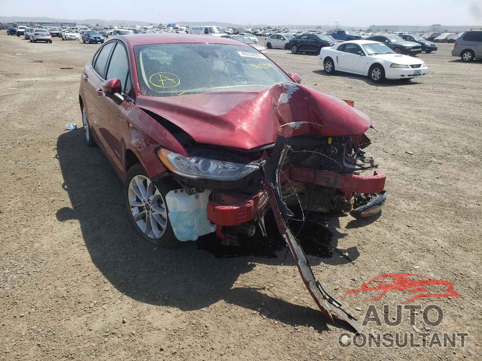 FORD FUSION 2019 - 3FA6P0LU1KR175886