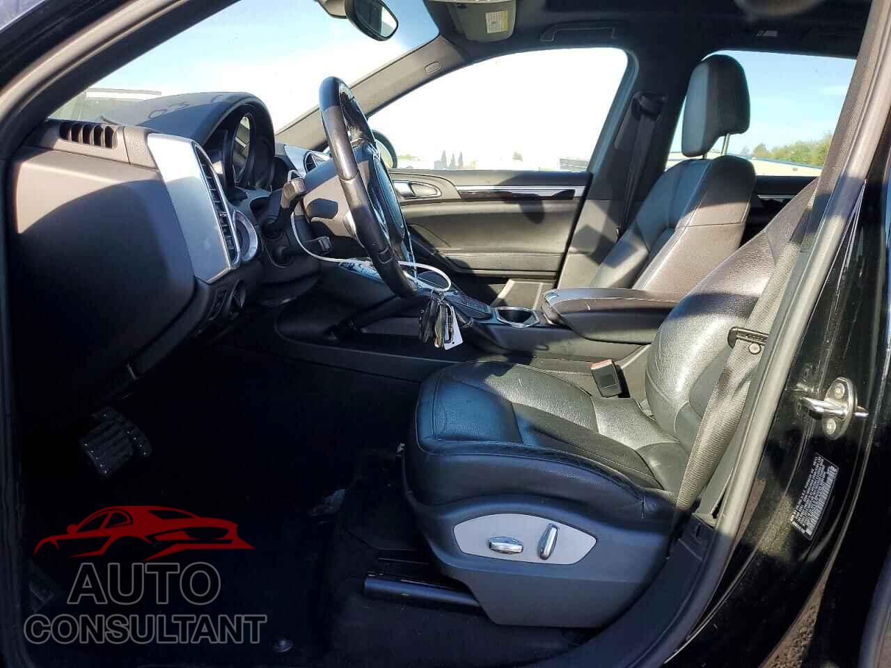 PORSCHE CAYENNE 2012 - WP1AB2A2XCLA40601
