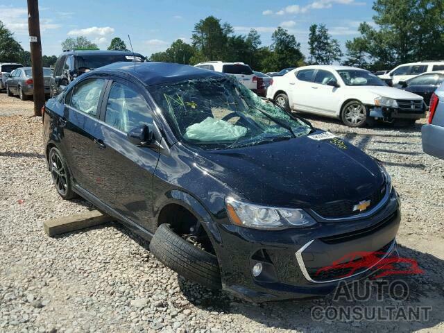 CHEVROLET SONIC 2017 - 1G1JF5SB3H4162927