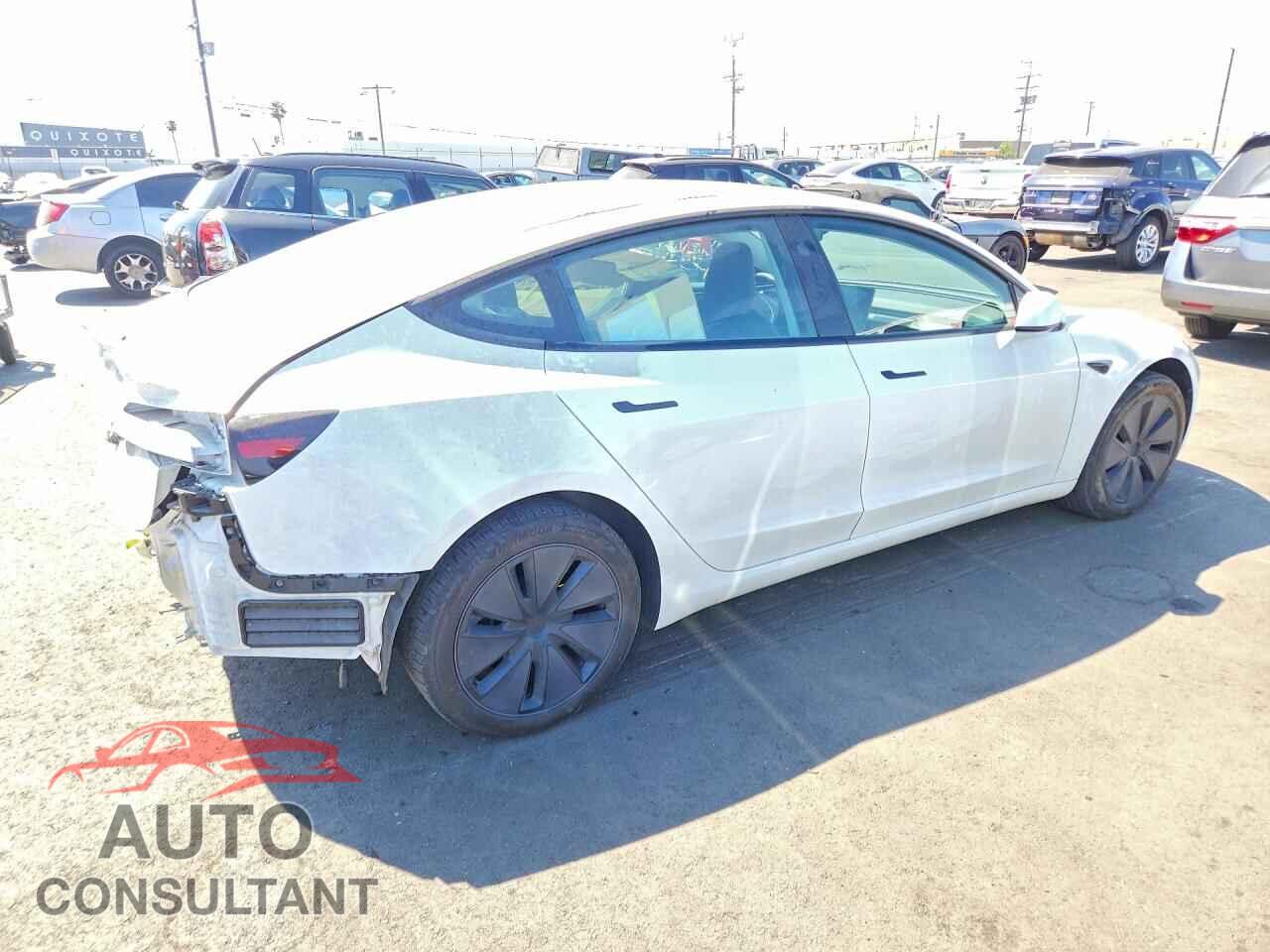 TESLA MODEL 3 2024 - 5YJ3E1EA4RF729512