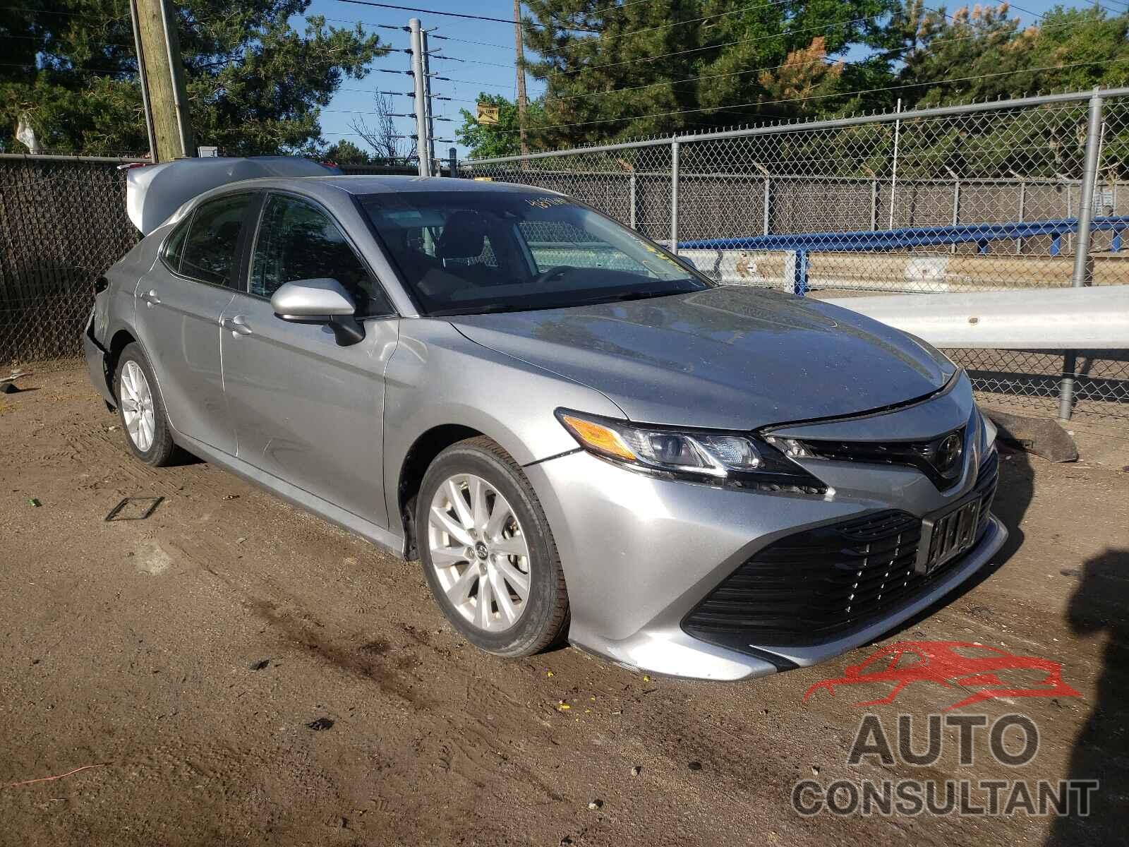 TOYOTA CAMRY 2019 - 4T1B11HK8KU270375