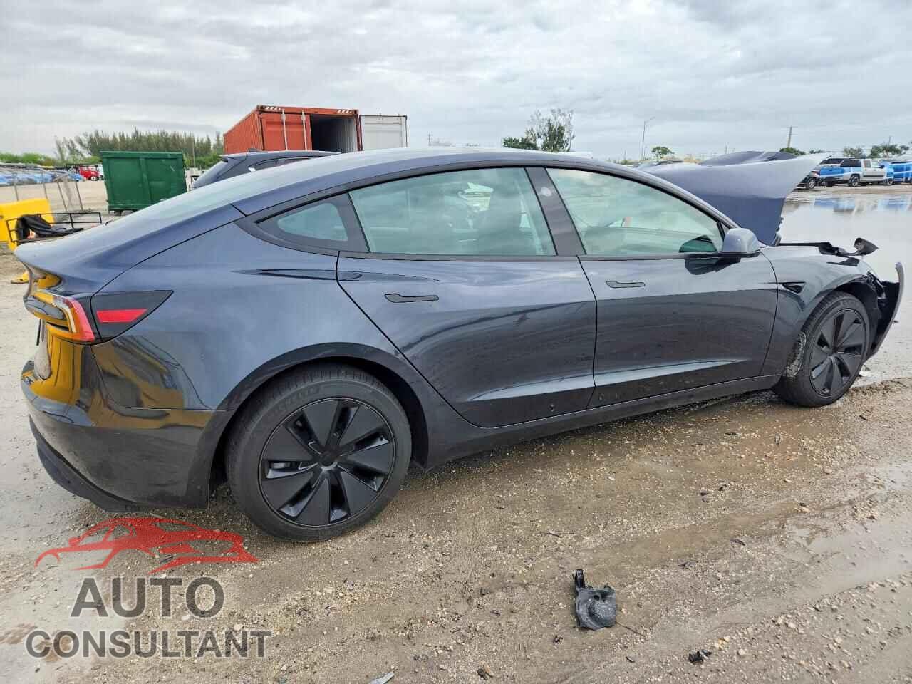 TESLA MODEL 3 2026 - 5YJ3E1EA1TF127013