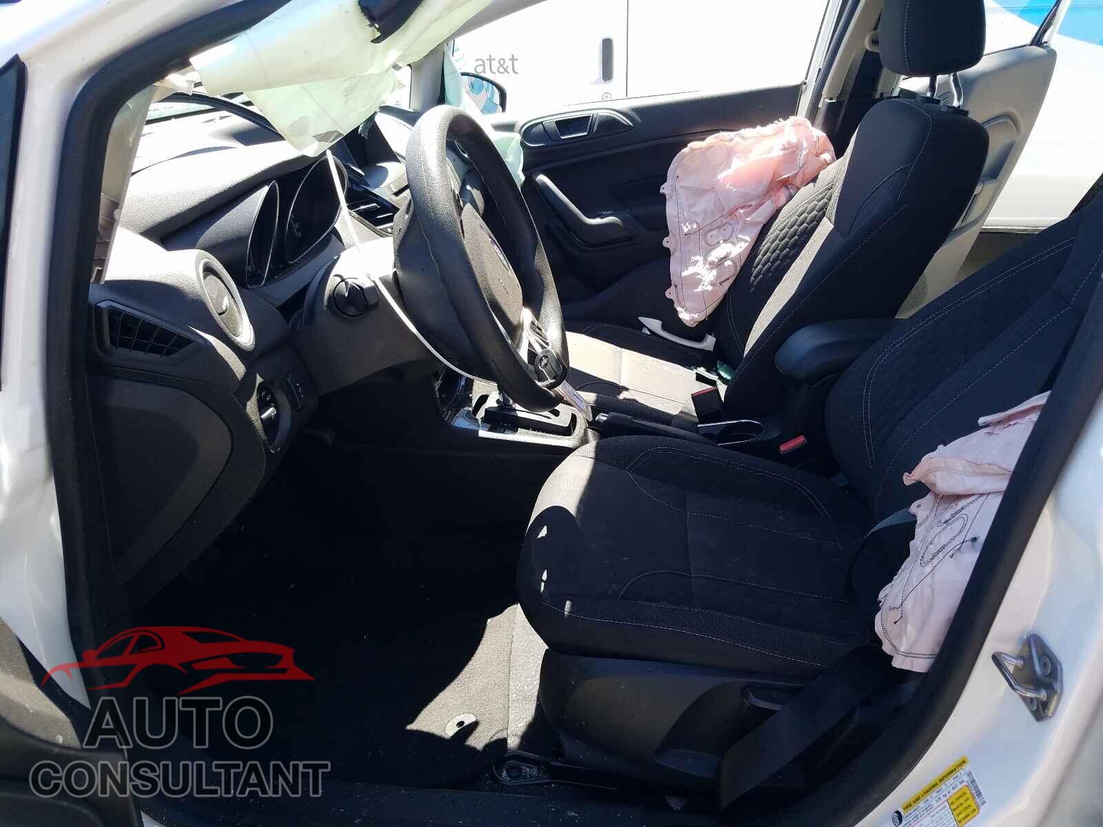 FORD FIESTA 2019 - 3FADP4EJ6KM144065