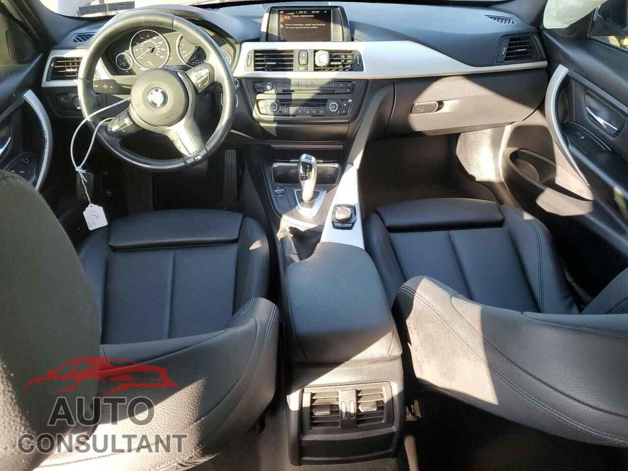 BMW 3 SERIES 2015 - WBA3C3C51FP664267