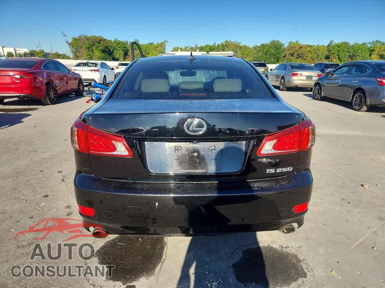 LEXUS IS 2012 - JTHBF5C24C5177917