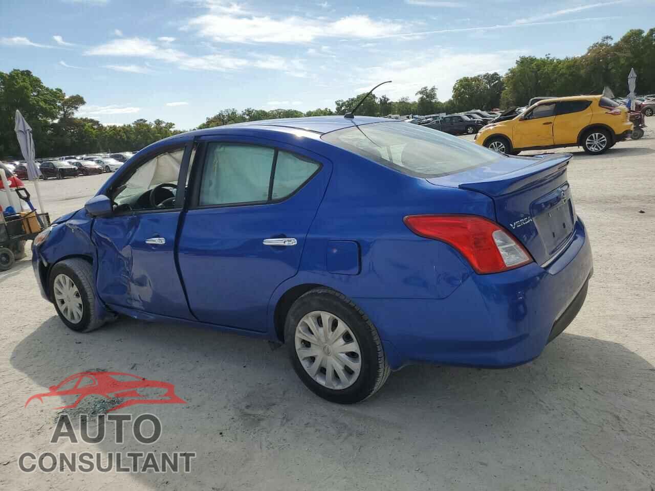 NISSAN VERSA 2017 - 3N1CN7AP8HL892924