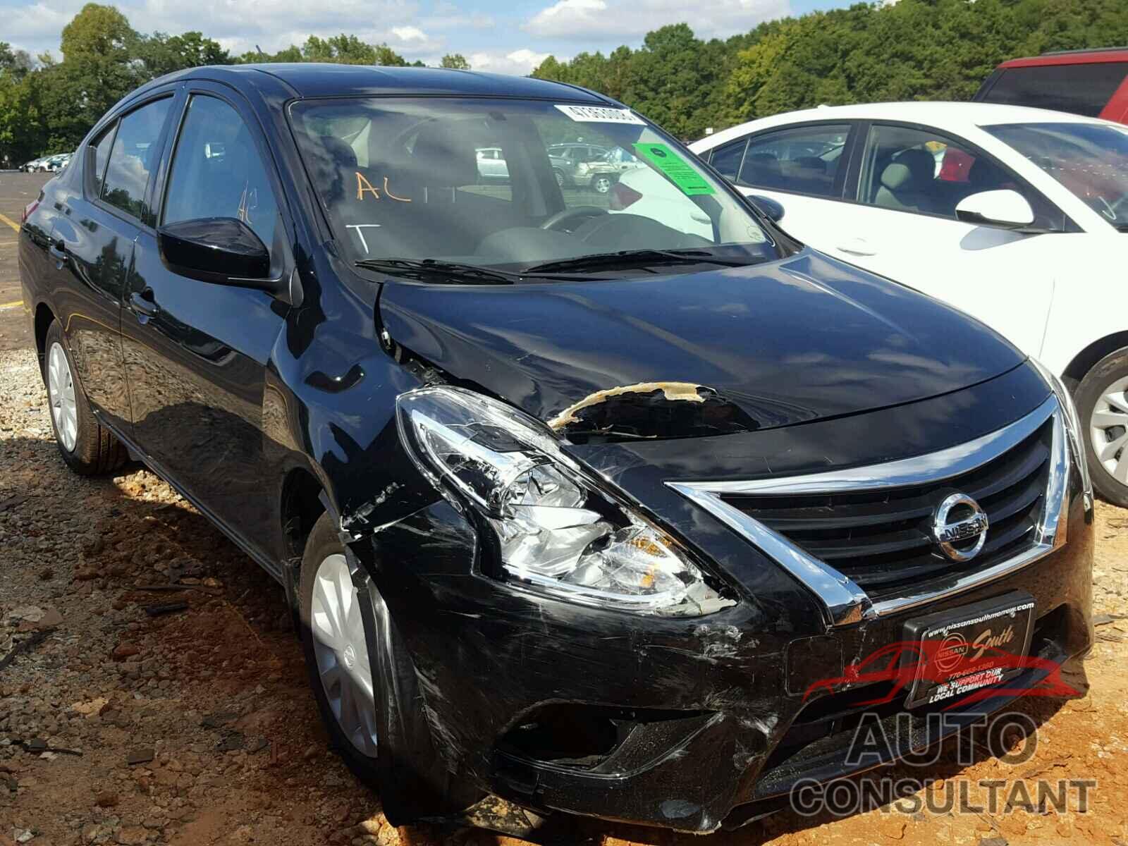 NISSAN VERSA 2018 - 3N1CN7AP3JL884574