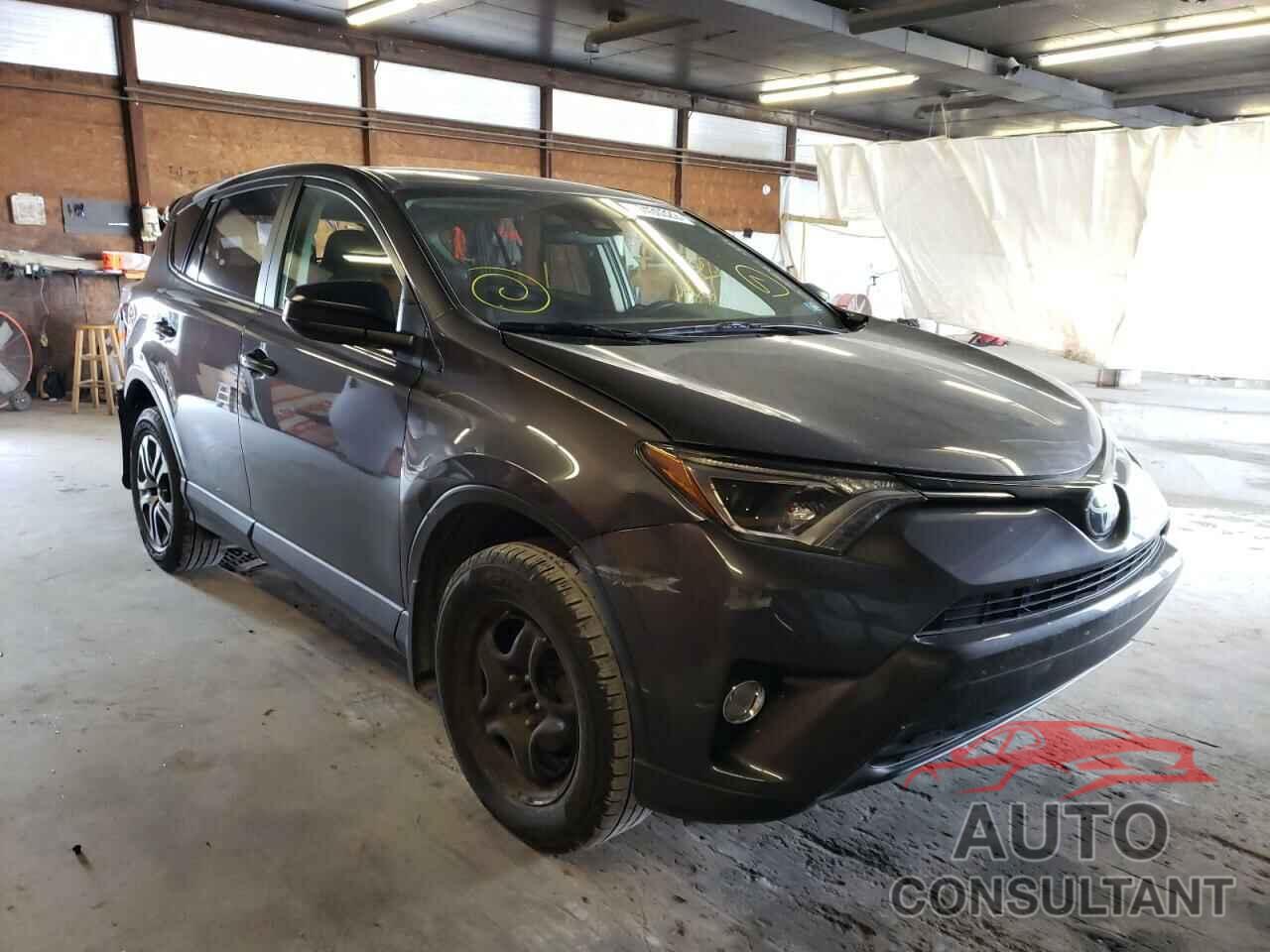 TOYOTA RAV4 2017 - JTMBFREV1HJ164315