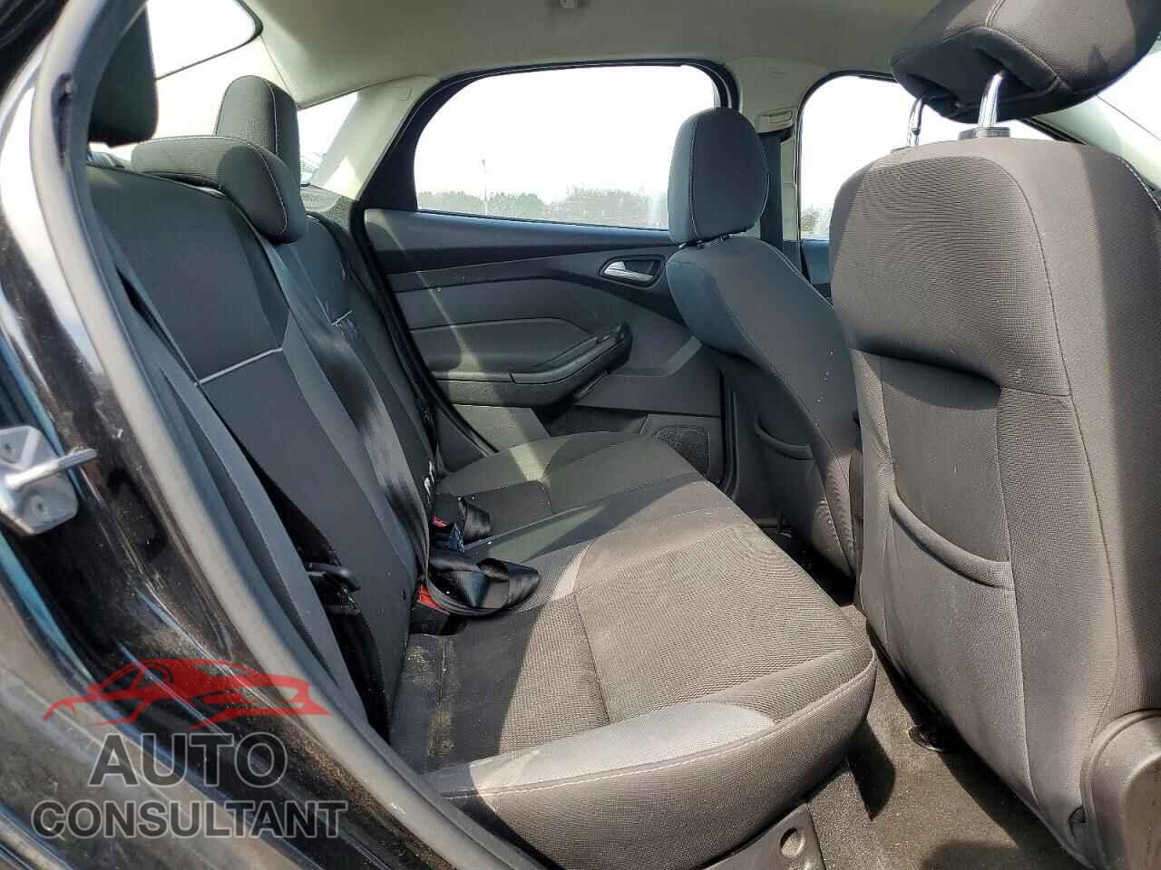 FORD FOCUS 2014 - 1FADP3F22EL134351