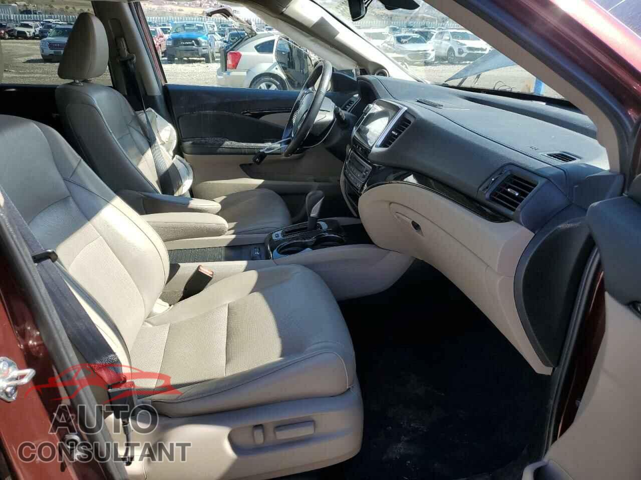 HONDA RIDGELINE 2018 - 5FPYK3F7XJB013884