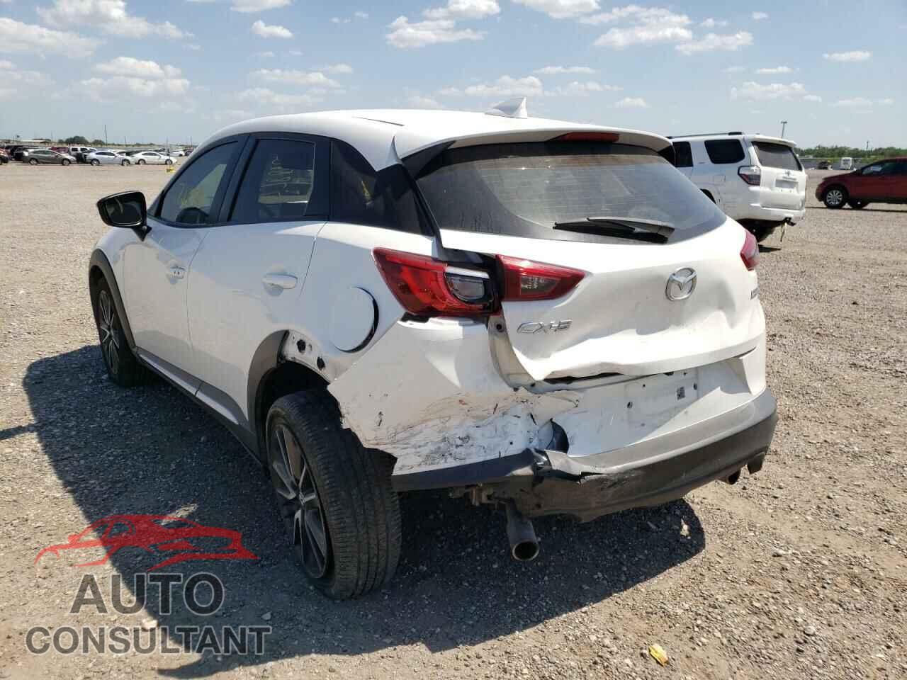 MAZDA CX-3 2017 - JM1DKDD76H0179120