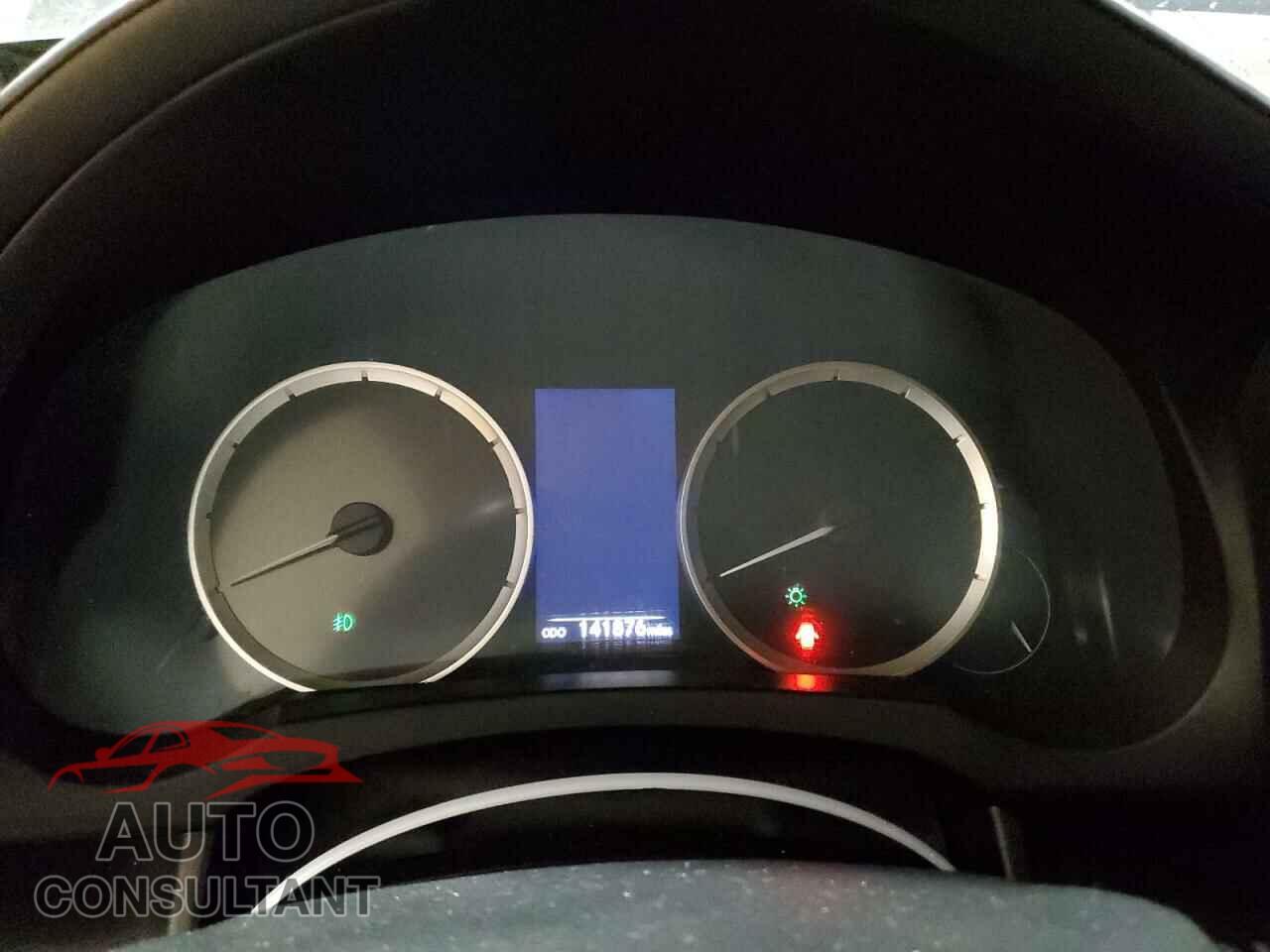 LEXUS IS 2015 - JTHCF1D21F5017770