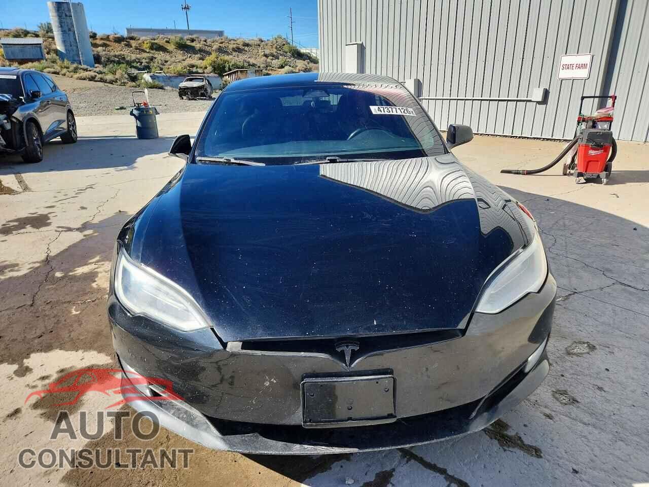 TESLA MODEL S 2018 - 5YJSA1E26JF294013