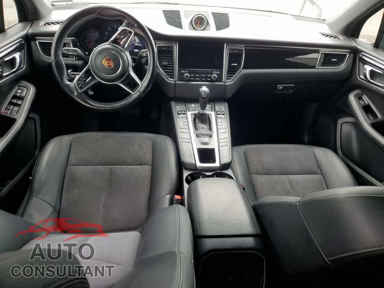 PORSCHE MACAN 2017 - WP1AA2A57HLB80979